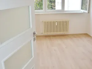 Pronájem bytu 3+1, Praha, Od Vysoké, 77 m2