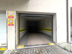 Pronájem garáže, Písek, Gregorova, 16 m2