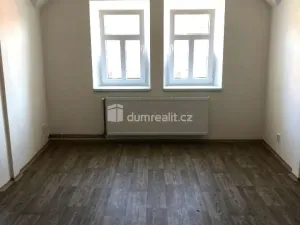 Pronájem bytu 2+1, Děčín - Děčín II-Nové Město, Kamenická, 56 m2