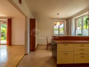 Prodej bytu 4+kk, Dolní Břežany, 135 m2