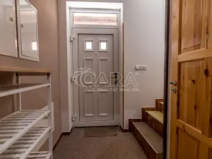 Prodej bytu 4+kk, Dolní Břežany, 135 m2