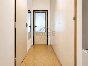 Prodej bytu 1+kk, Praha - Michle, Pod dálnicí, 28 m2