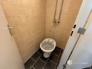 Pronájem skladu, Praha - Libeň, Na Košince, 150 m2