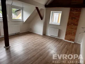 Prodej bytu 2+kk, Jablonec nad Nisou, Sokolí, 43 m2