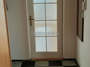 Pronájem bytu 2+1, Ústí nad Labem - Ústí nad Labem-centrum, Stará, 57 m2