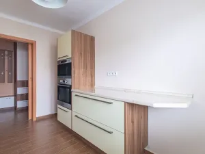Prodej bytu 3+1, Písek, Sovova, 96 m2