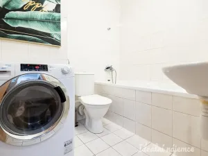 Pronájem bytu 1+kk, Praha - Hostivař, Vladycká, 28 m2