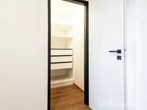 Pronájem bytu 3+1, Praha - Horní Měcholupy, Veronské nám., 68 m2