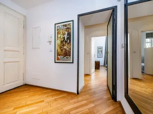 Pronájem bytu 3+1, Praha - Nové Město, Odborů, 81 m2