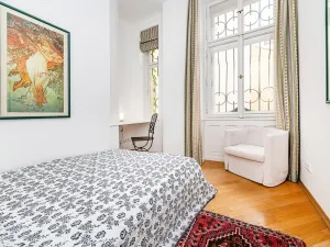 Pronájem bytu 3+1, Praha - Nové Město, Odborů, 81 m2