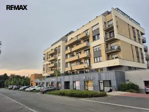 Pronájem bytu 1+kk, Praha - Třebonice, K metru, 29 m2