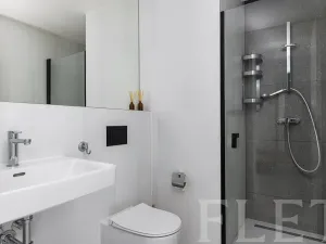 Pronájem bytu 1+kk, Praha - Smíchov, Grafická, 30 m2