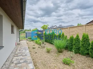 Prodej rodinného domu, Bavoryně, 125 m2