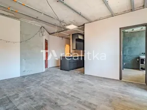 Prodej bytu 4+kk, Třinec, Sosnová, 77 m2