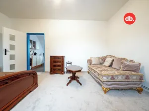 Pronájem bytu 1+1, Karlovy Vary, Jabloňová, 45 m2
