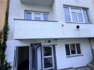 Pronájem obchodního prostoru, Brno - Černá Pole, Krkoškova, 19 m2
