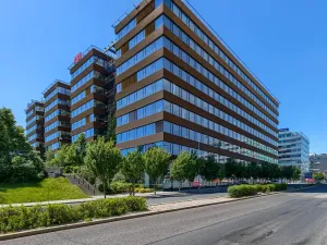 Pronájem restaurace, Praha - Michle, Vyskočilova, 418 m2