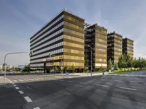 Pronájem restaurace, Praha - Michle, Vyskočilova, 418 m2
