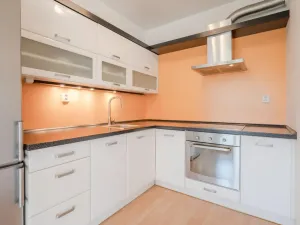 Pronájem bytu 2+kk, Praha - Hostivař, náměstí Přátelství, 55 m2