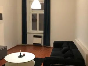 Pronájem bytu 2+1, Praha - Smíchov, Holečkova, 66 m2