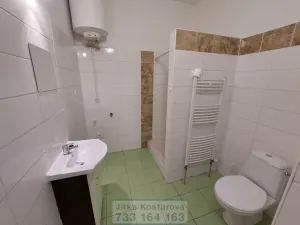 Pronájem bytu 2+kk, Krnov - Pod Cvilínem, Textilní, 42 m2