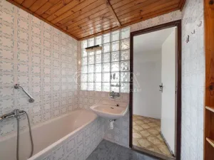 Prodej rodinného domu, Kosoř, Dolejší, 395 m2
