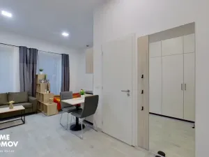 Prodej bytu 1+kk, Zlín, Lorencova, 28 m2