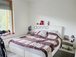 Pronájem bytu 2+kk, Praha, Modrého, 62 m2