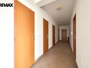 Prodej kanceláře, Hradec Králové - Slezské Předměstí, Vážní, 288 m2