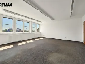 Prodej kanceláře, Hradec Králové - Slezské Předměstí, Vážní, 288 m2