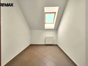 Prodej kanceláře, Hradec Králové - Slezské Předměstí, Vážní, 288 m2