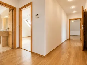 Prodej rodinného domu, Praha - Pitkovice, Klouzková, 181 m2