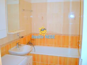 Pronájem bytu 1+kk, Praha - Horní Měcholupy, Boloňská, 41 m2