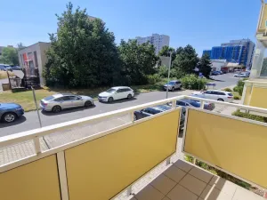 Pronájem bytu 1+kk, Praha - Horní Měcholupy, Boloňská, 41 m2