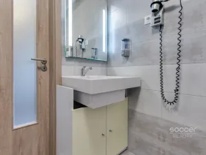 Pronájem bytu 1+kk, Praha - Suchdol, Suchdolské náměstí, 40 m2
