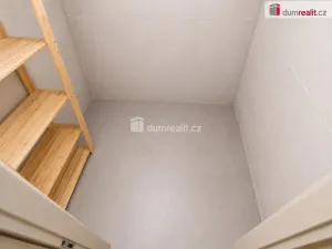 Pronájem bytu 2+kk, Praha - Žižkov, Jeseniova, 84 m2