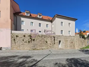 Pronájem bytu 2+kk, Jindřichův Hradec - Jindřichův Hradec I, nám. Míru, 49 m2