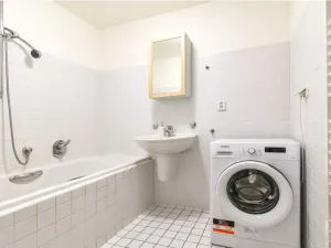 Pronájem bytu 2+kk, Praha - Vysočany, Nepilova, 48 m2
