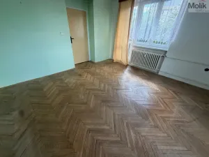 Prodej bytu 2+1, Meziboří, Okružní, 58 m2