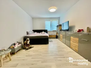 Pronájem bytu 2+kk, Ivančice, Na Brněnce, 70 m2