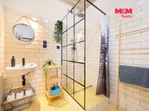 Pronájem bytu 1+kk, Dřínov - Drchkov, 34 m2