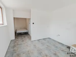 Pronájem bytu 1+kk, Zakřany, 28 m2