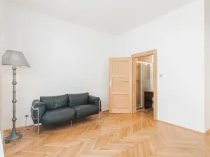 Pronájem bytu 4+1, Praha - Vinohrady, Hradešínská, 120 m2