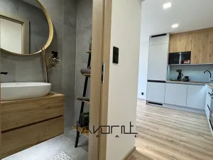 Prodej bytu 2+kk, Ostrava, Výškovická, 37 m2