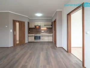 Prodej bytu 2+kk, Tachov, Na Třešňovce, 37 m2