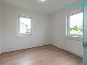 Prodej bytu 2+kk, Tachov, Na Třešňovce, 37 m2