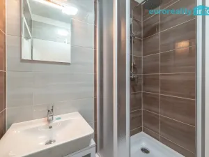 Prodej bytu 2+kk, Tachov, Na Třešňovce, 37 m2