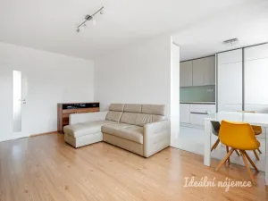 Pronájem bytu 3+1, Praha - Krč, Sládkovičova, 62 m2
