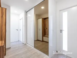Pronájem bytu 3+1, Praha - Krč, Sládkovičova, 62 m2