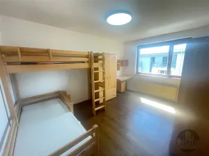 Pronájem bytu 3+kk, Praha - Vysočany, Jana Přibíka, 83 m2